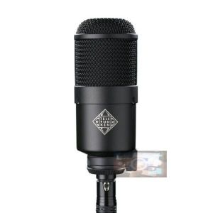 TELEFUNKEN M82